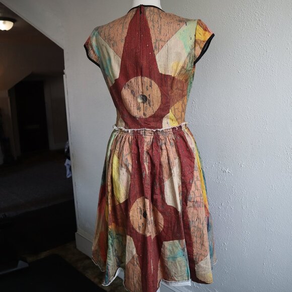 Making The Cut Winning Dress, EUC - Picture 6 of 9